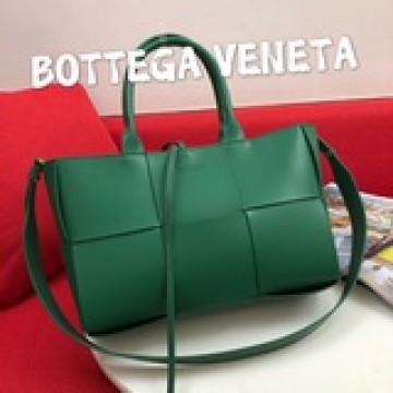 火遍全球的Bottega VenetaMarie一款博主的圖被種草 實物質感真的