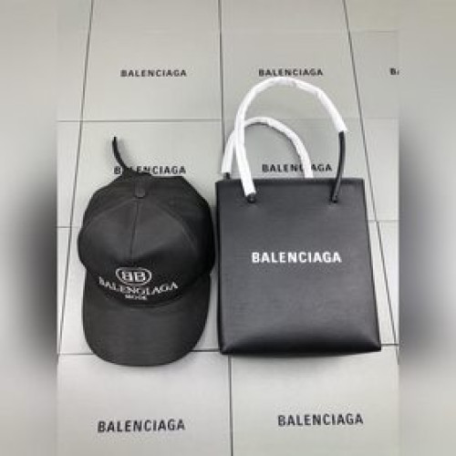 巴黎BALENCIAG 小號方形購物包 采用進口牙簽紋小牛皮材質 纖長nappa