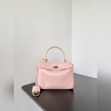 Balenciaga Rodeo 好不容易搶到的Rodeo！！！柔軟的大廓形包包