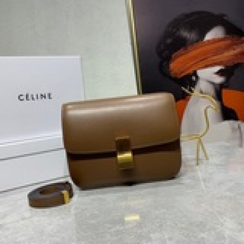 新品 升級版大號  【配盒】全新升級Celine box一直受歡迎的豆腐包，手搓