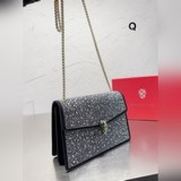 神仙顔值 【Bvlgari】寶格麗專櫃新款限量鑽包 紋，包身自帶一點微微細閃，超