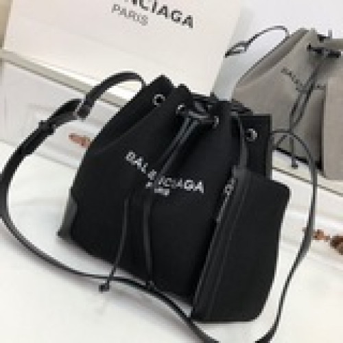 巴黎世家BALENCIAGA帆布水桶包 對版zp特殊帆布麻料材質-獨家制作-純進