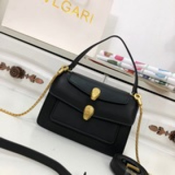 Alexander Wang與Bvlgar*寶格麗合作推出#WangxBvlga