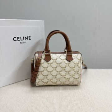 正品級 新品上線CELINE 小號标志印花牛皮革波士頓包TRIOMPHE C