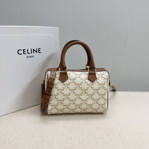 正品級 新品上線CELINE 小號标志印花牛皮革波士頓包TRIOMPHE C