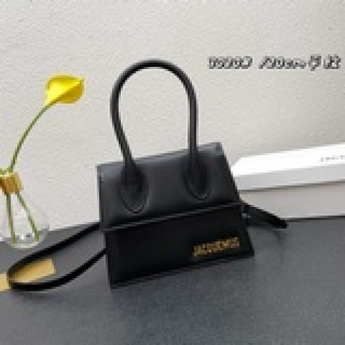 平紋jacquemus口紅包 20cm手提斜挎，展示不一樣的法式浪漫 ，原版皮
