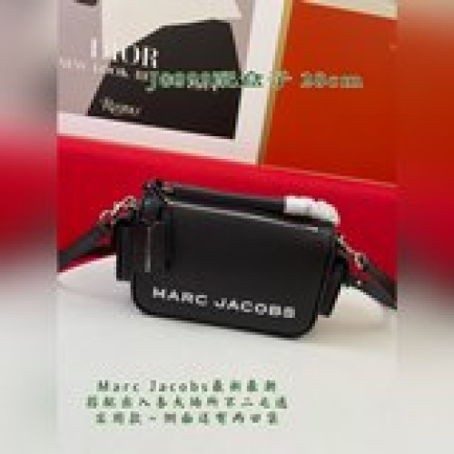Marc Jacobs最新最潮秋冬新品剛剛上市，搭配出入各大場所不二之選，實用，