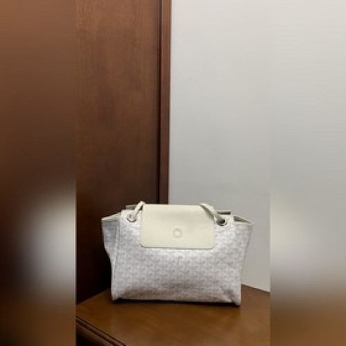 頂級進口原廠皮版本（升級版配專櫃禮品盒）GOYARD(戈雅)最新魯愛包  白色