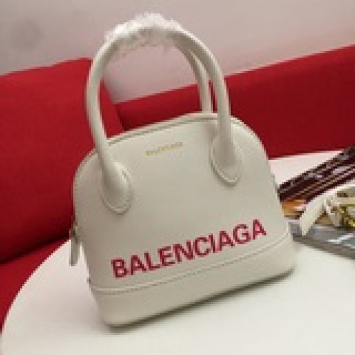 Balenciaga巴黎世家 新款貝殼包出貨啦2023秋冬火爆款-日常搭配休閑風