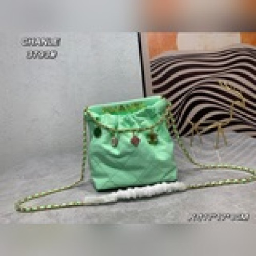 配盒子小香家 22bag 迷你垃圾袋也太好看了點!寶石瑪瑙配飾！好美好美，