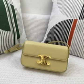 最新Celine 爆款 中古包 腋下包 來啦  新色出貨   尺寸：20cm。1