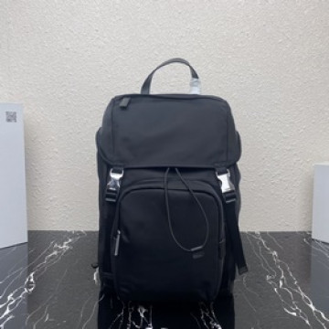 [頂級原單]Prada新款降落傘雙肩背包 經典2VZ135三角唛 采用進口降落傘