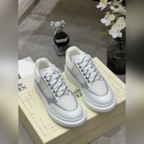 Alexander McQUEEN正品爆拆 1：1頂級麥昆原版皮料白色進口絲綢皮
