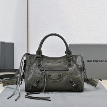 2026Balenciaga款 顔色機車包經典系列重現，時尚潮流，比舊版更簡潔大