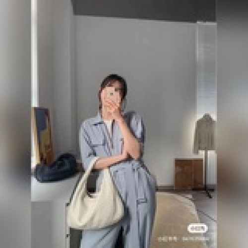 火遍全球的bottega venetamarie一款博主的圖被種草 實物質感