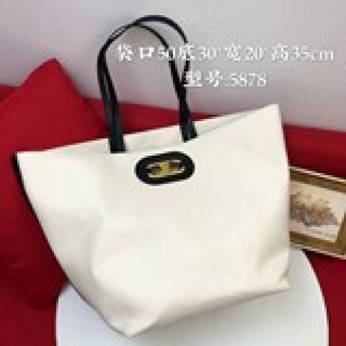 塞琳Celine【說明】原單開模定制 官網同步最新走秀款 女王駕到爆款~