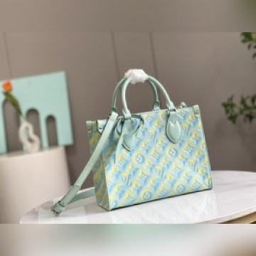 海外原單46168新款三色出貨，本款 OnTheGo 小號手袋出自 Summer