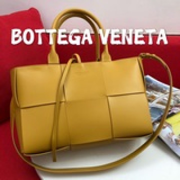 火遍全球的Bottega VenetaMarie一款博主的圖被種草 實物質感真的