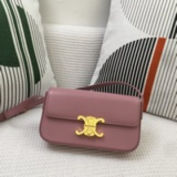 最新Celine 爆款 中古包 腋下包 來啦  新色出貨   尺寸：20cm。1