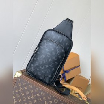 頂級原單 變碼芯片 款號：M46327黑花 本款 Avenue 單肩包取材 Da
