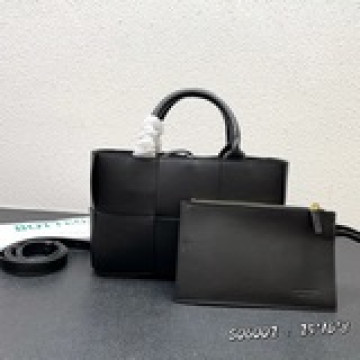 迷你通勤托特包！Arco tote在這季終于有了mini版愛慘了這個 SIZE