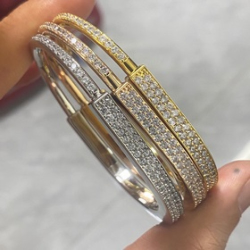 Tiffany 蒂芙尼 火爆登場 U型鎖 滿鑽手镯 歐美範十足 人手必備 超精工