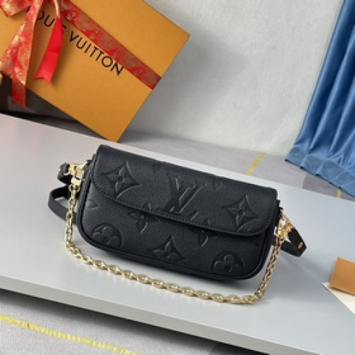 女款_『配全套專櫃包裝』 海外原單M82154獨家實拍！本款 Wallet on Ch