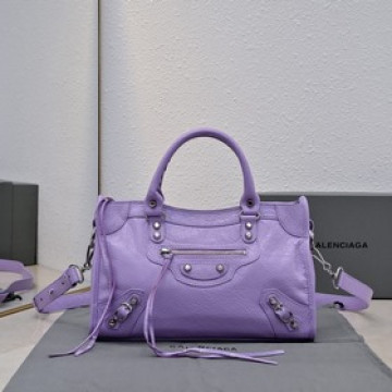 2026Balenciaga款機車包經典系列重現，時尚潮流，比舊版更簡潔大方，輕