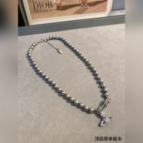 [原單對版] (配全套包裝) 西太後銀灰色土星鑲鑽珍珠項鍊 今年珍珠項鍊也是大