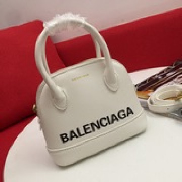 Balenciaga巴黎世家 新款貝殼包出貨啦2023秋冬火爆款-日常搭配休閑風