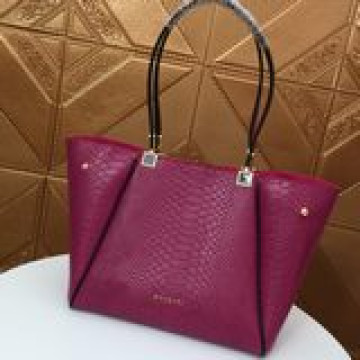 超潮百搭寶格麗(BVLGARI）180231購物袋，牛皮蟒蛇紋，單肩、手提均可！