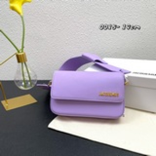 配盒子  Jacquemus Le Cienture Bello bagCARI