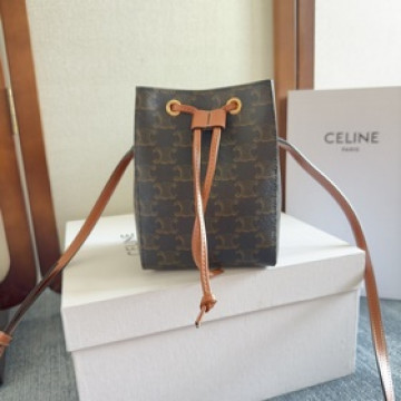 新品出貨 CE新款燒麥包 CE 24新款的燒賣包，小小的體積大大的容量，經典老