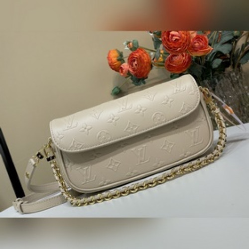 獨家實拍 [Wallet on chain ivy手袋] M14714杏色 /浮