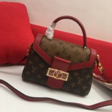 春夏新品 Louis Vuitton 火爆手提斜挎實用時尚款Mode