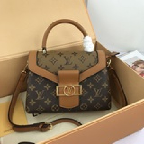 春夏新品 louis vuitton 火爆手提斜挎實用時尚款mode