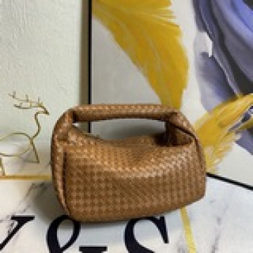 原版皮bottega veneta#最新設計編織打結tote包還保留了bv一直原