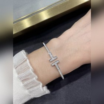 V金鍍咪金 5240390（空心管底下無孔）蒂芙尼半鑽雙T手镯   電鍍雙層厚金