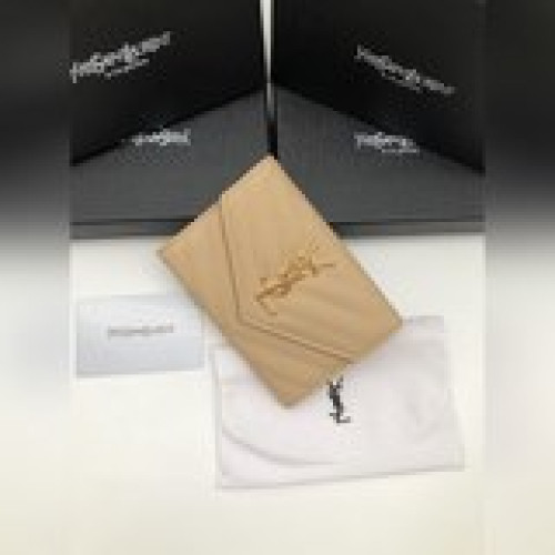 高品質 sain*t lauren*t魚子醬皮錢包，采用聯結金屬y*sl标志及提
