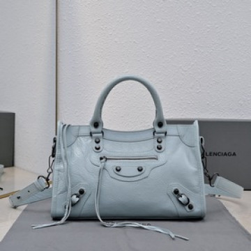 2026Balenciaga款機車包經典系列重現，時尚潮流，比舊版更簡潔大方，輕