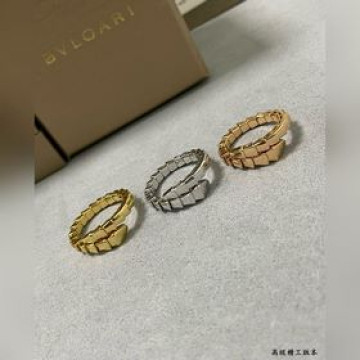 [原單對版] (配全套包裝) 寶格麗窄版單圈光面細蛇戒指 ，真香系列... 實