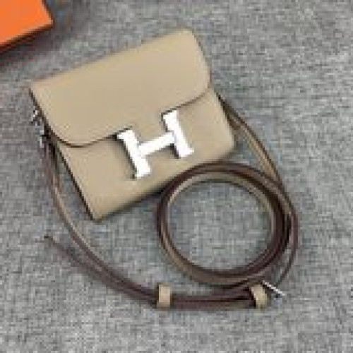 Hermes  Constance 型號：537-2荔枝紋銀扣 SIZE：1