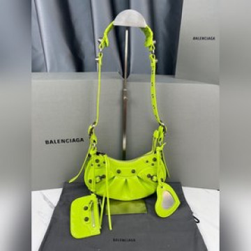 升級版本 熒光綠~balenciaga Le Cagole 半月牙腋下包/斜挎