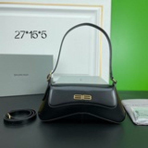 ＜平紋黑色＞小號Balenciagα XX系列腋下包 很有設計感的包型 流暢