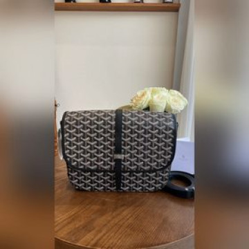 頂級進口原廠皮免稅版本首批第三代荔枝紋大號郵差終于出貨啦！黑色荔枝紋原廠皮 配