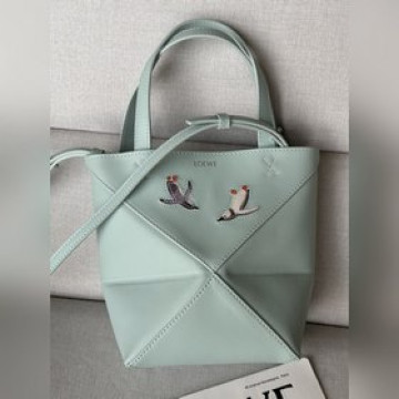 聯名限定企鵝包 迷你亮面牛皮革 Puzzle FoldMini Puzzle F