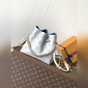 女款_頂級原單，變碼芯片M 11736 M12125本款 Bella 水桶包出自