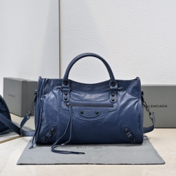 2026Balenciaga款 顔色，機車包經典系列重現，時尚潮流，比舊版更簡潔