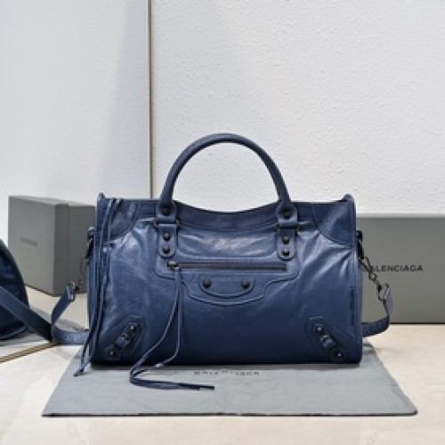 2026Balenciaga款 顔色，機車包經典系列重現，時尚潮流，比舊版更簡潔