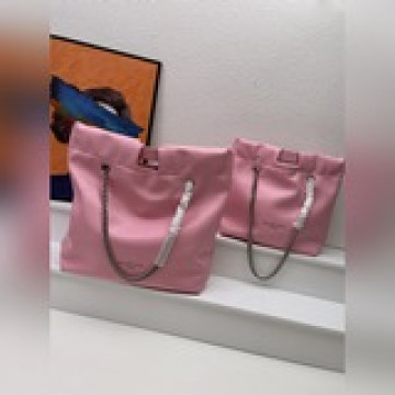 全新尺寸手拿包小號引流潮流前線的牌子，一直很知道如何抓住人心。垃圾袋不光有Cha